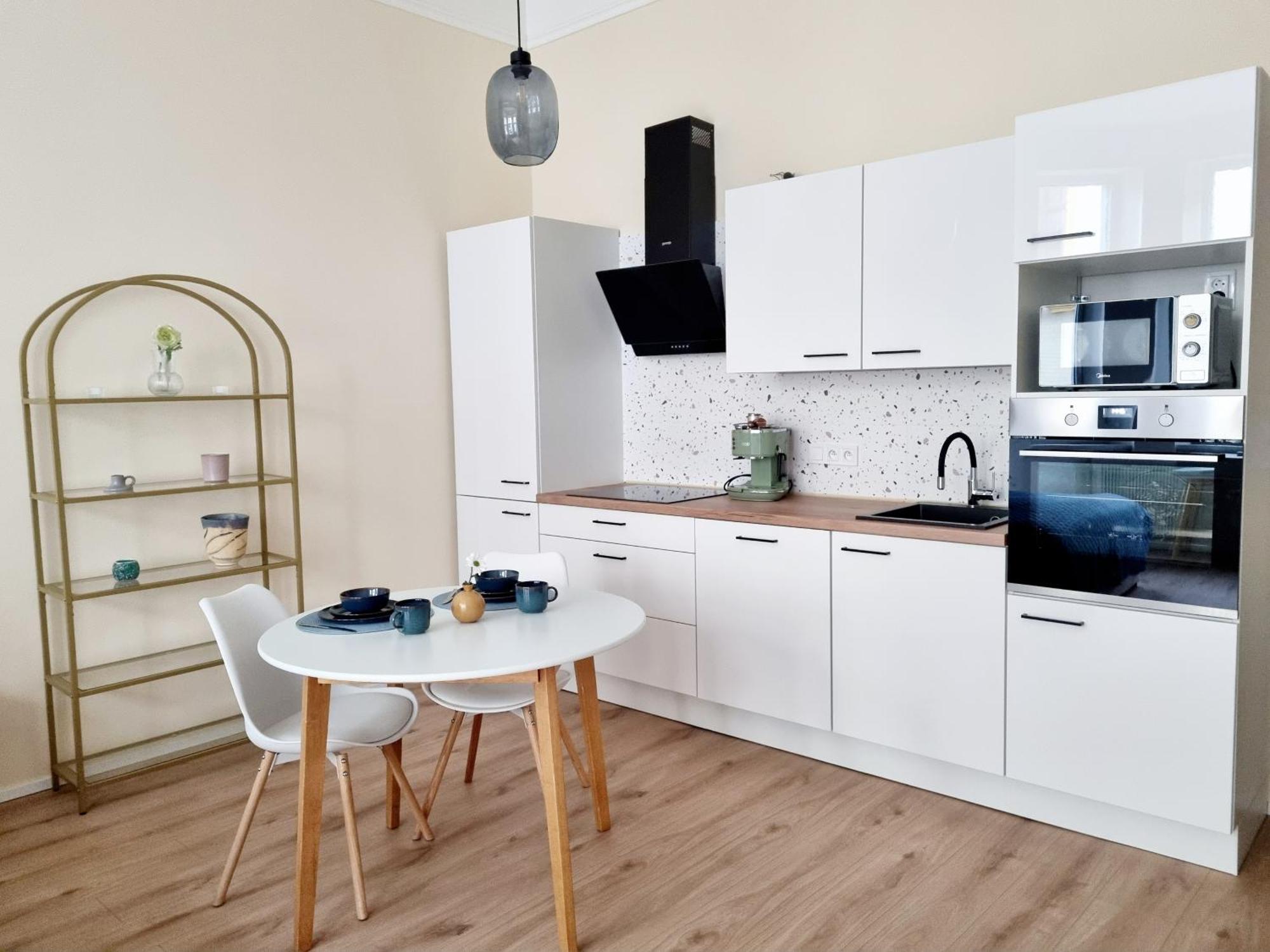 Apartment 7th Heaven Close To Metro And Center Prag